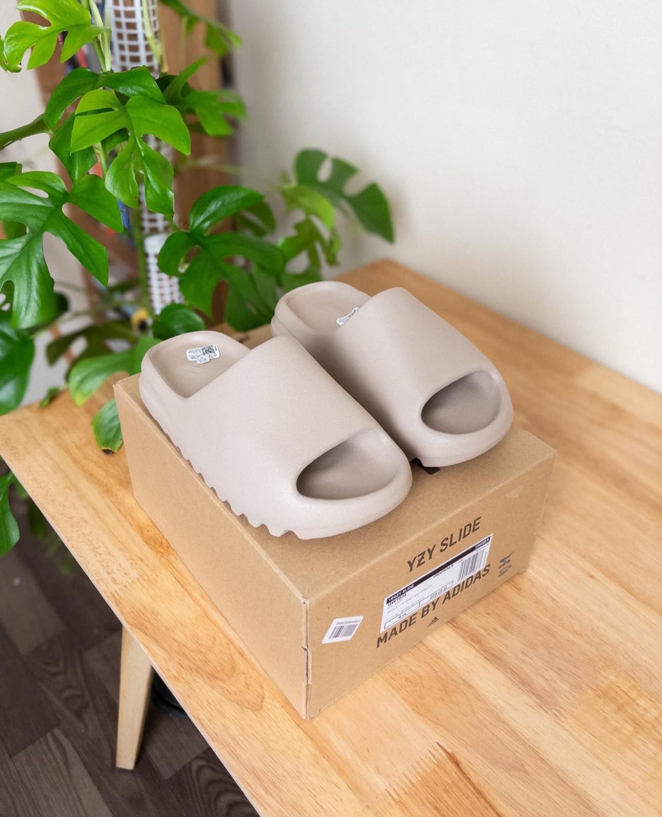 Adidas Yeezy Slide Azure