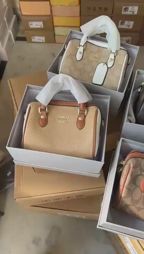 Cute mini speedy