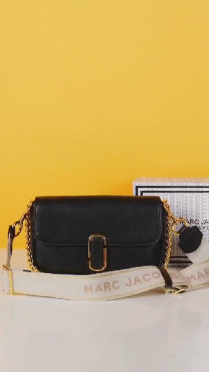 Shoulder bag with og box & dust bag