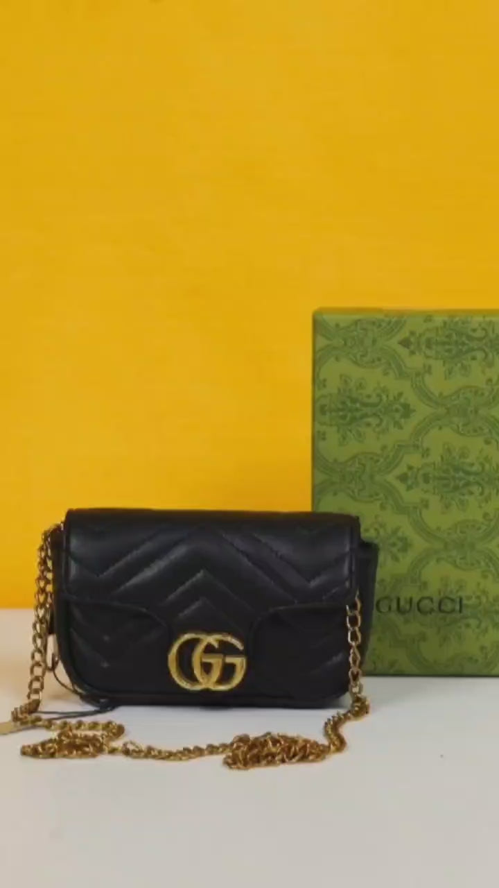 GG marmont mini matelasse shoulder bag