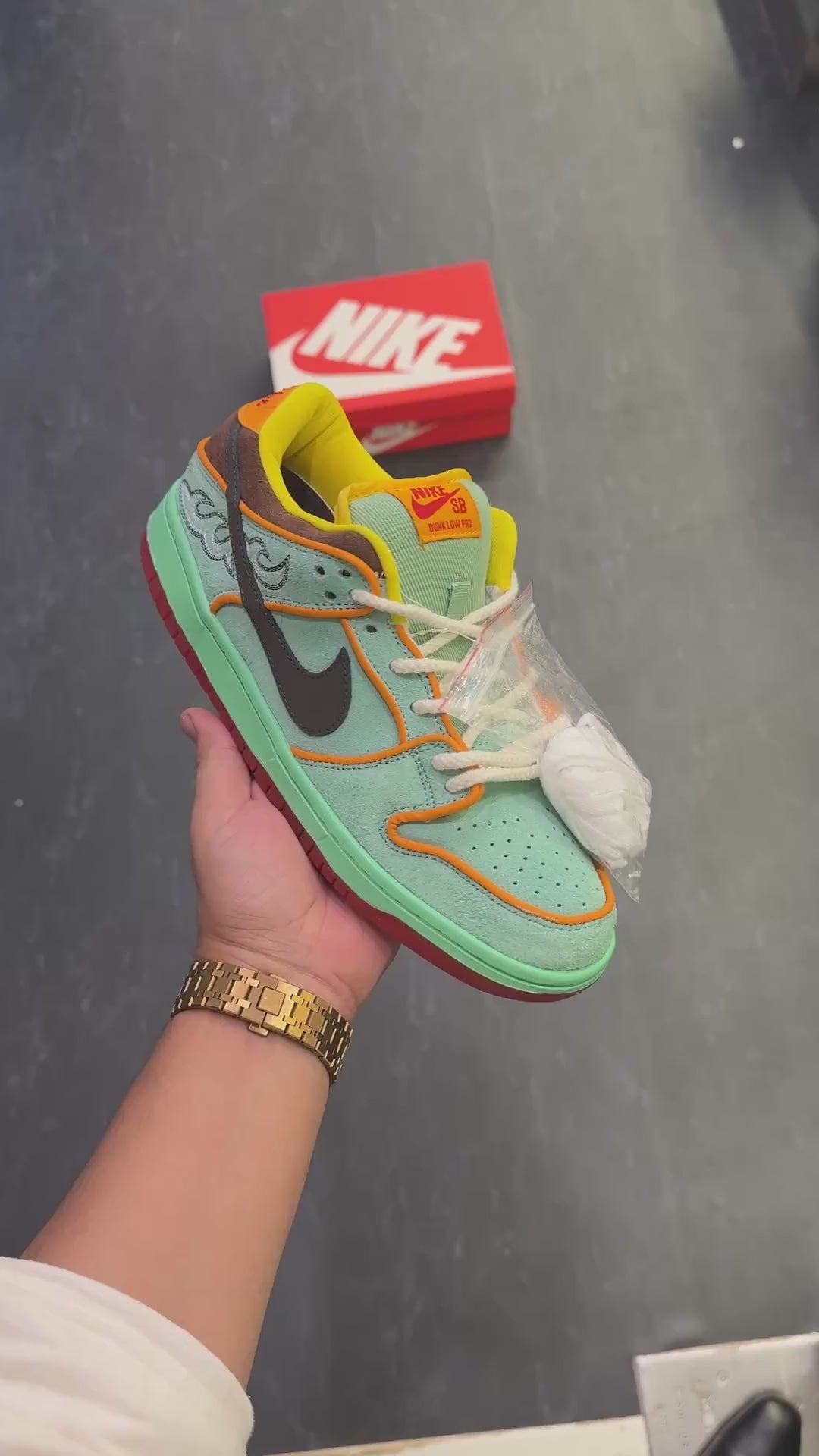 SB dunk rodeo tourmaline