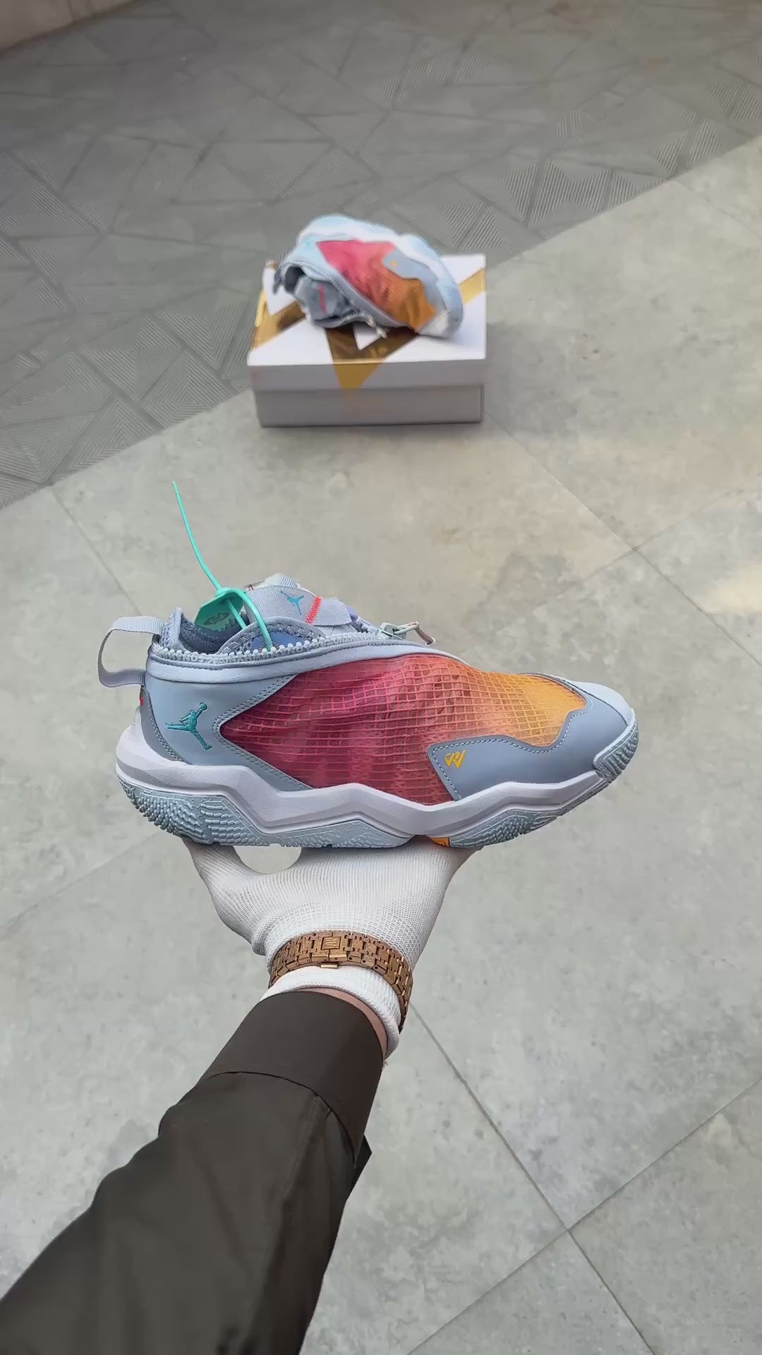 Air jordan why not 0 6 blue tint