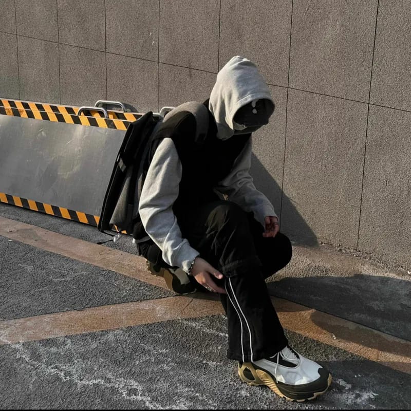 ADIDAS WONDER RUNNER