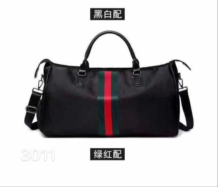 ASSORTED DUFFLE HAND BAGS