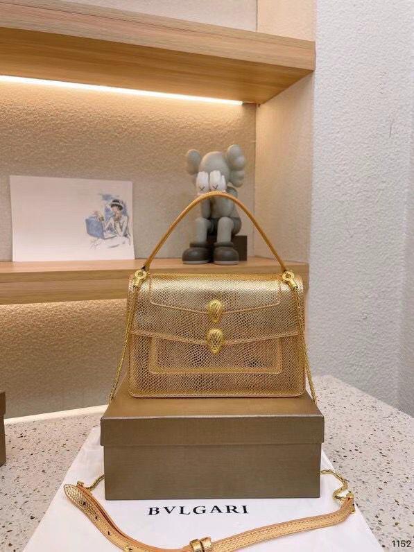 Morgan shoulder bags