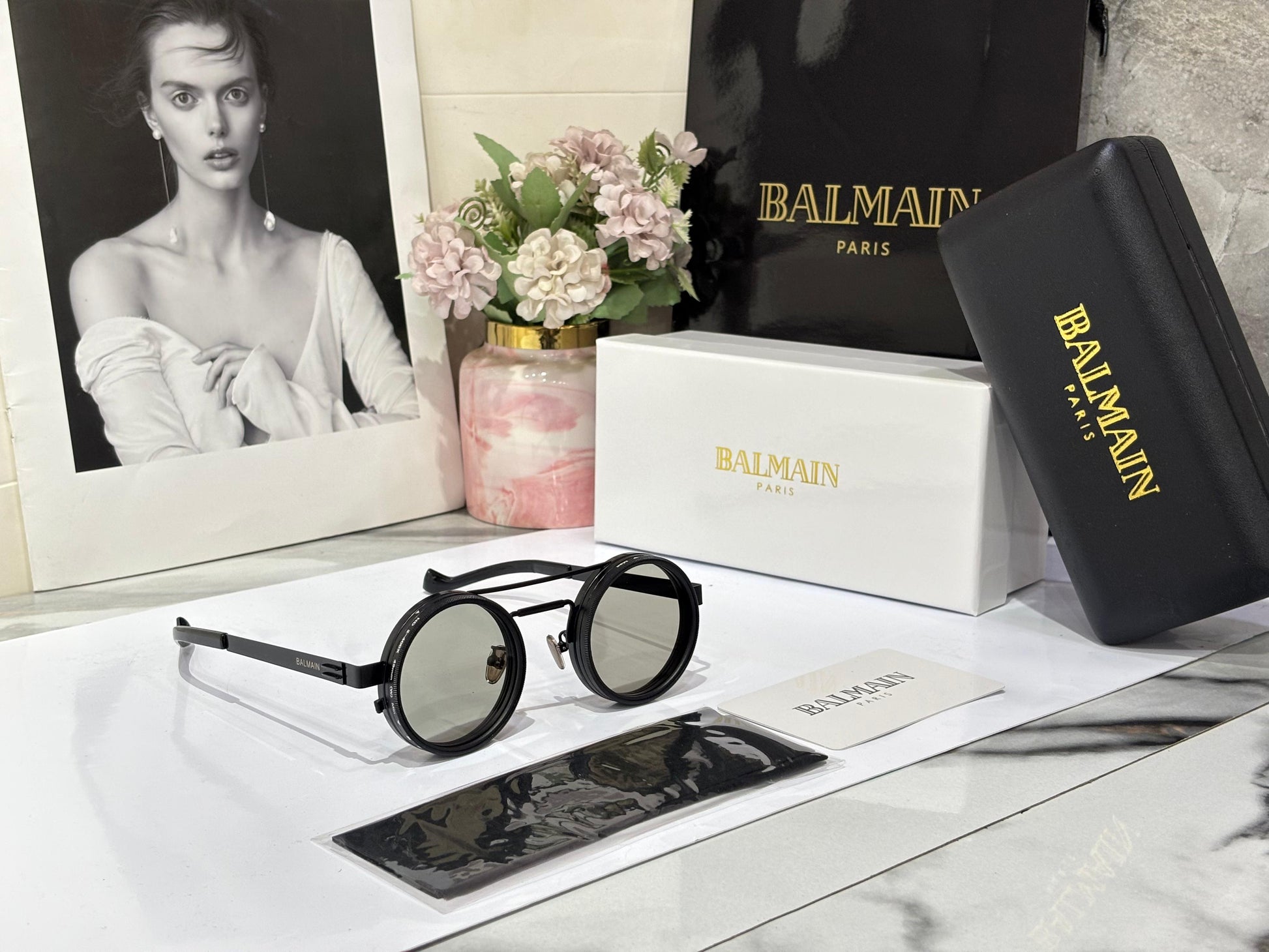 Luxury lens changing dark to light