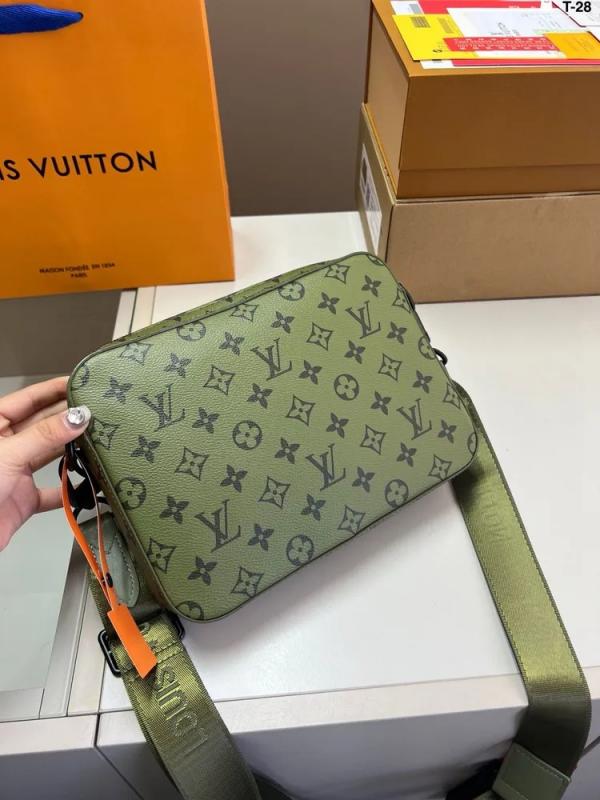 Virgil unisex side bag for travel