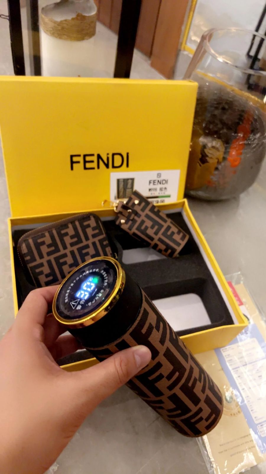 Set thermos and key holder