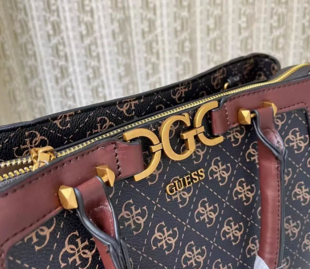 Classic medium tote bag