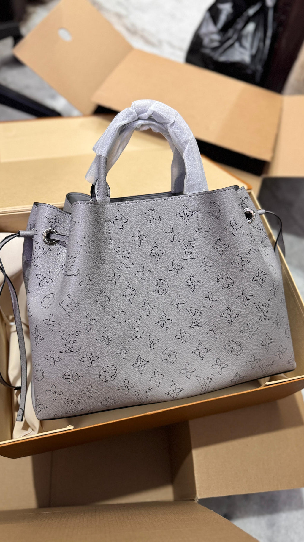 Luxury edition tote bag