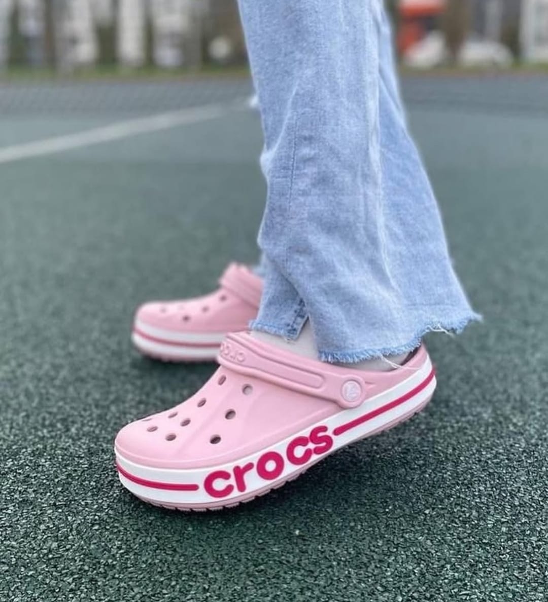 CROCS FOR GIRLS