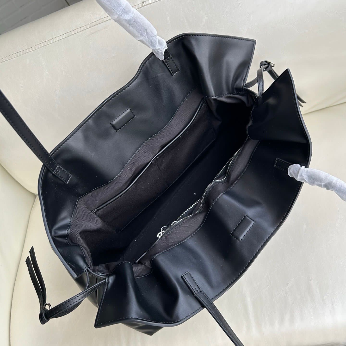 WOMEN'S TOTE BAG