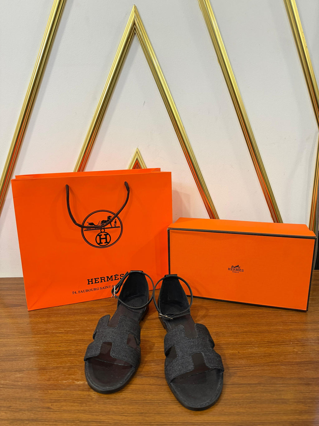 WOMEN PREMIUM QUALITY SANDALS