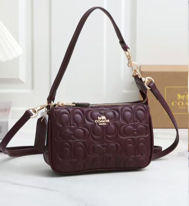 CC SHOULDER BAGS