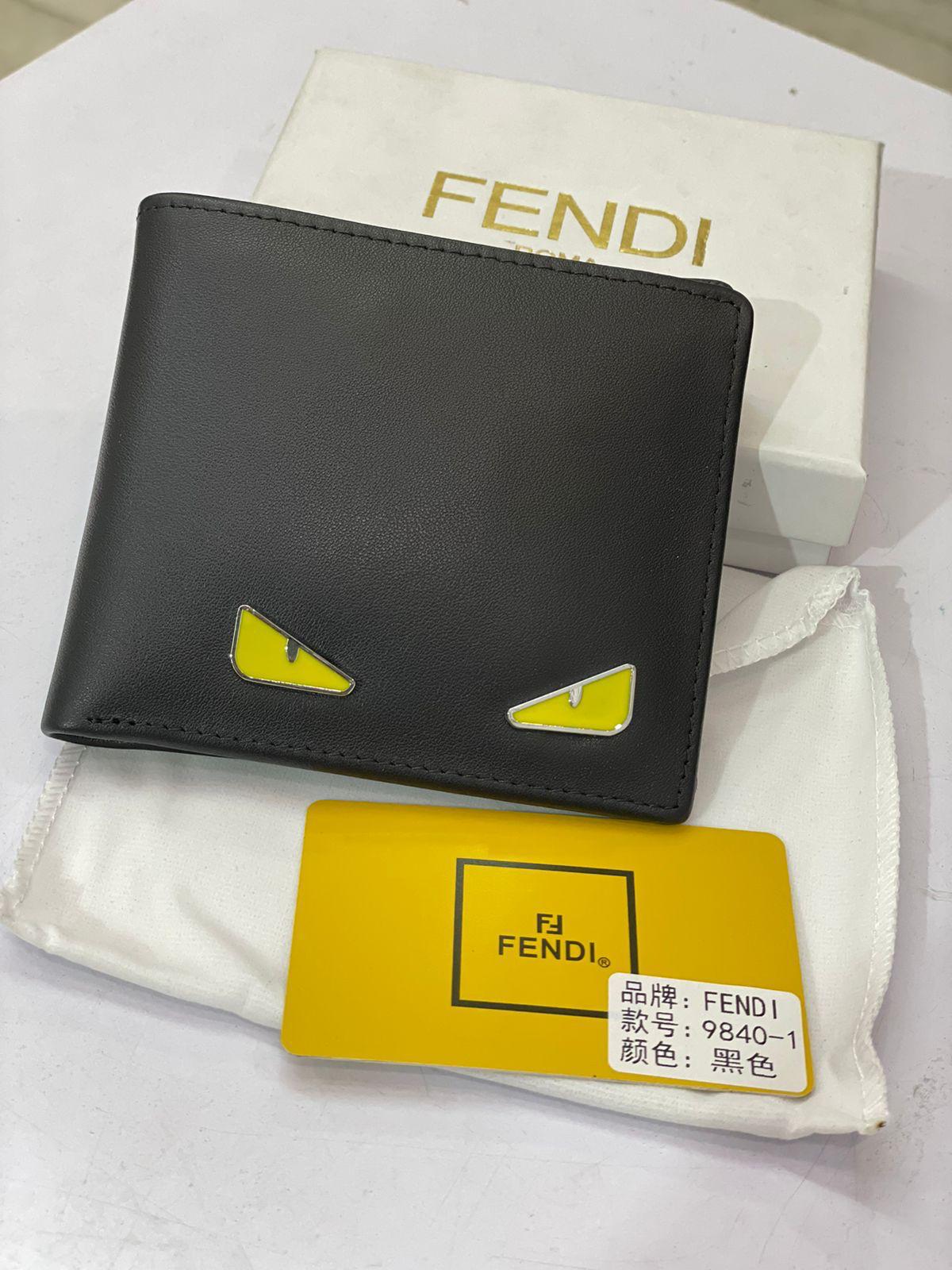 Assorted branded mens wallet