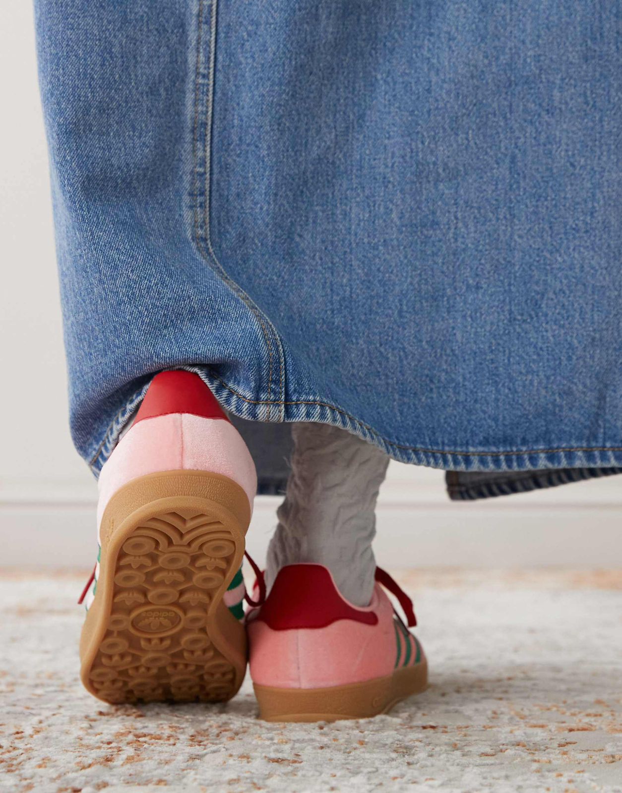 GAZELLE INDOOR PINK VELVET SNEAKERS