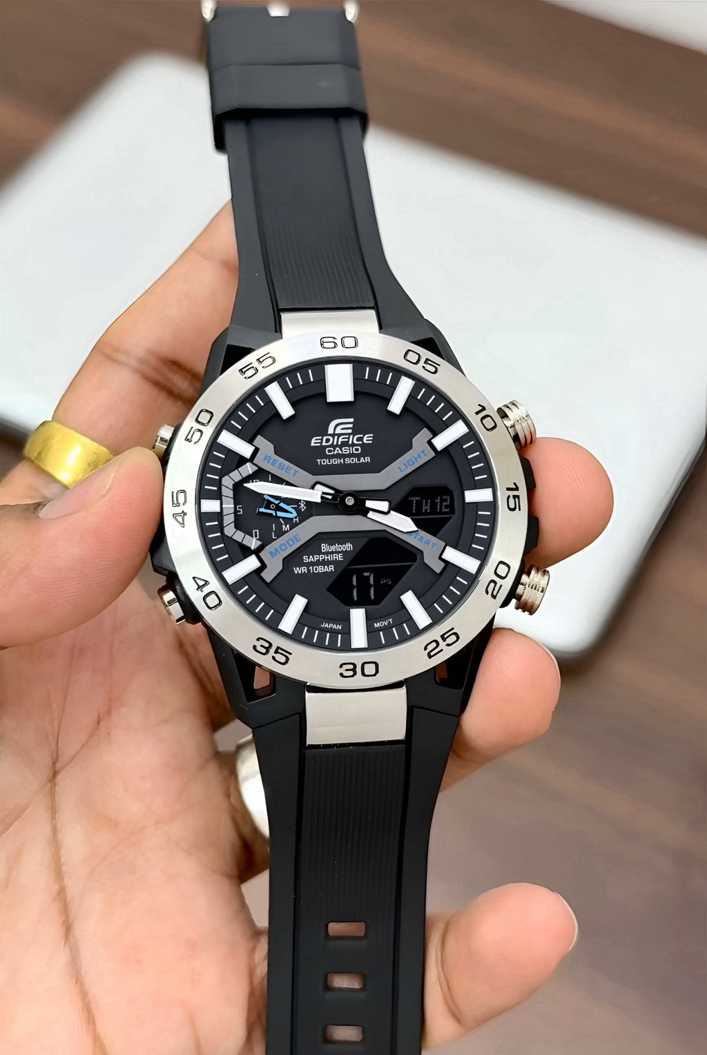 PREMIUM MEN'S WATCH
