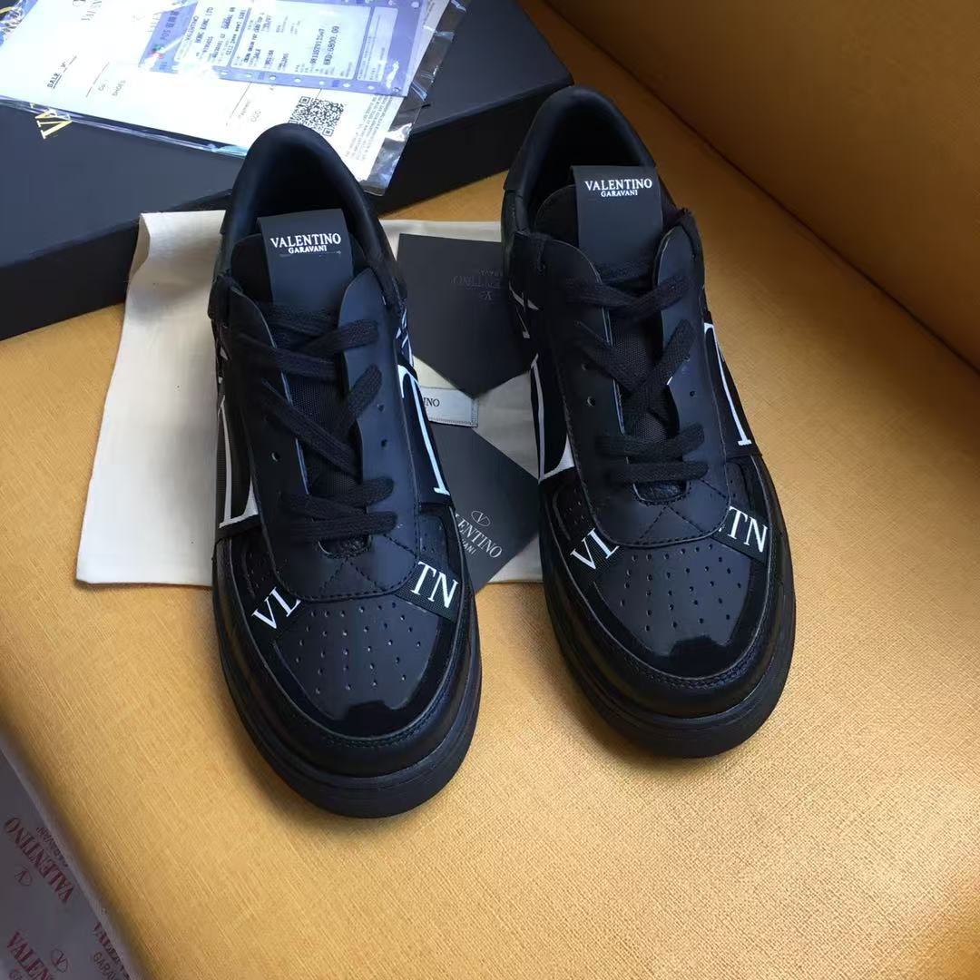 Authentic quality sneakers