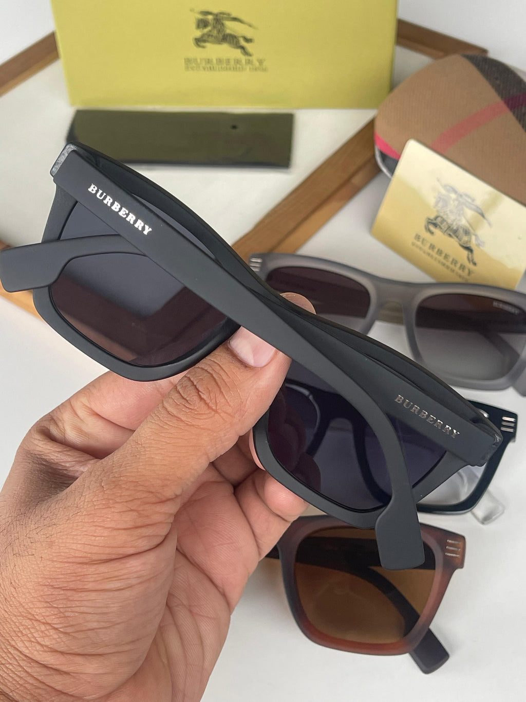 BB unisex sunglasses