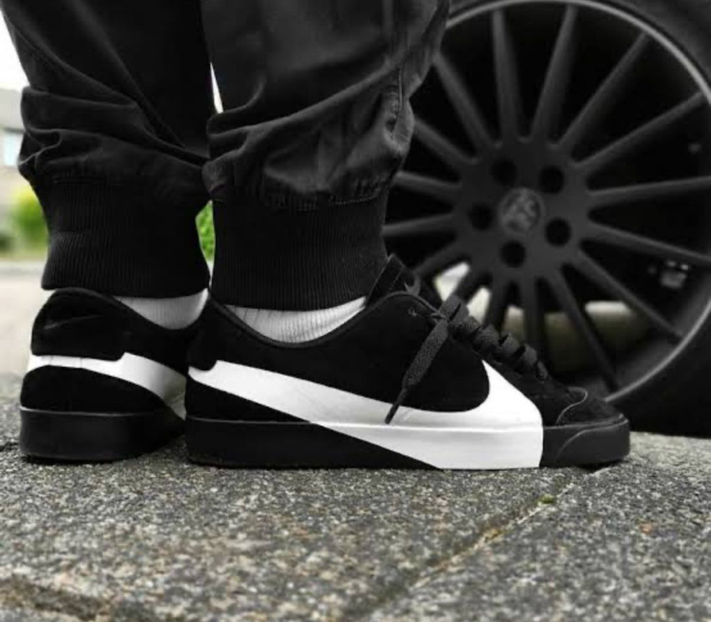 Blazer city black & white