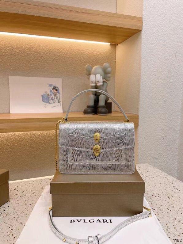 Morgan shoulder bags