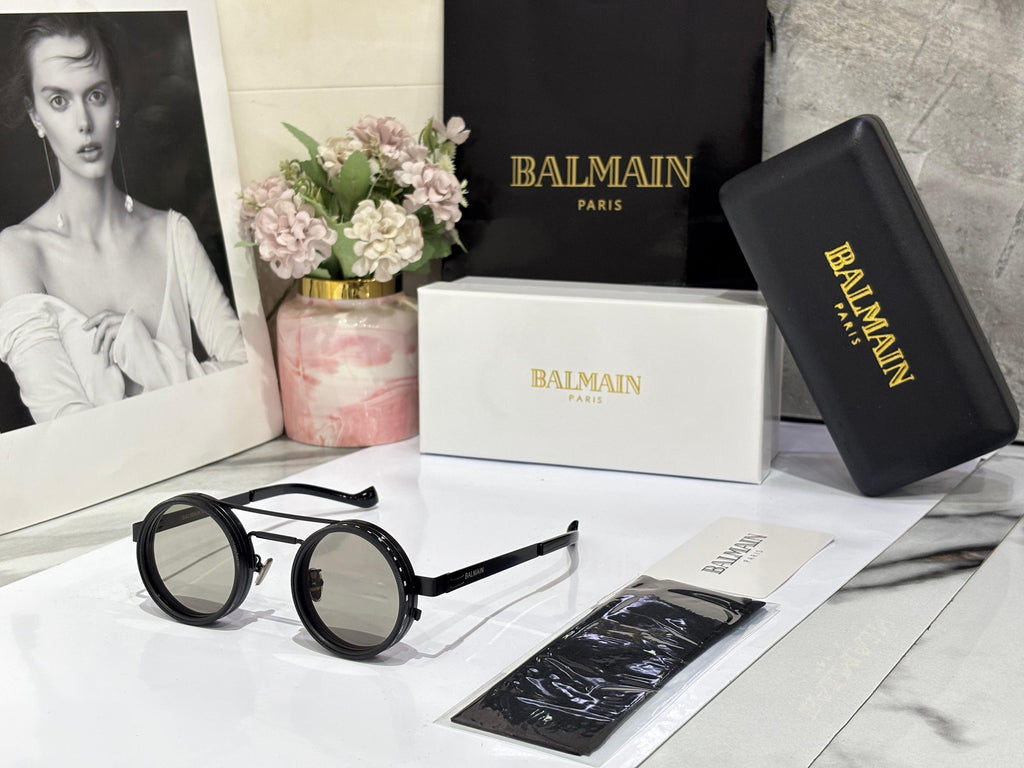 Luxury lens changing dark to light