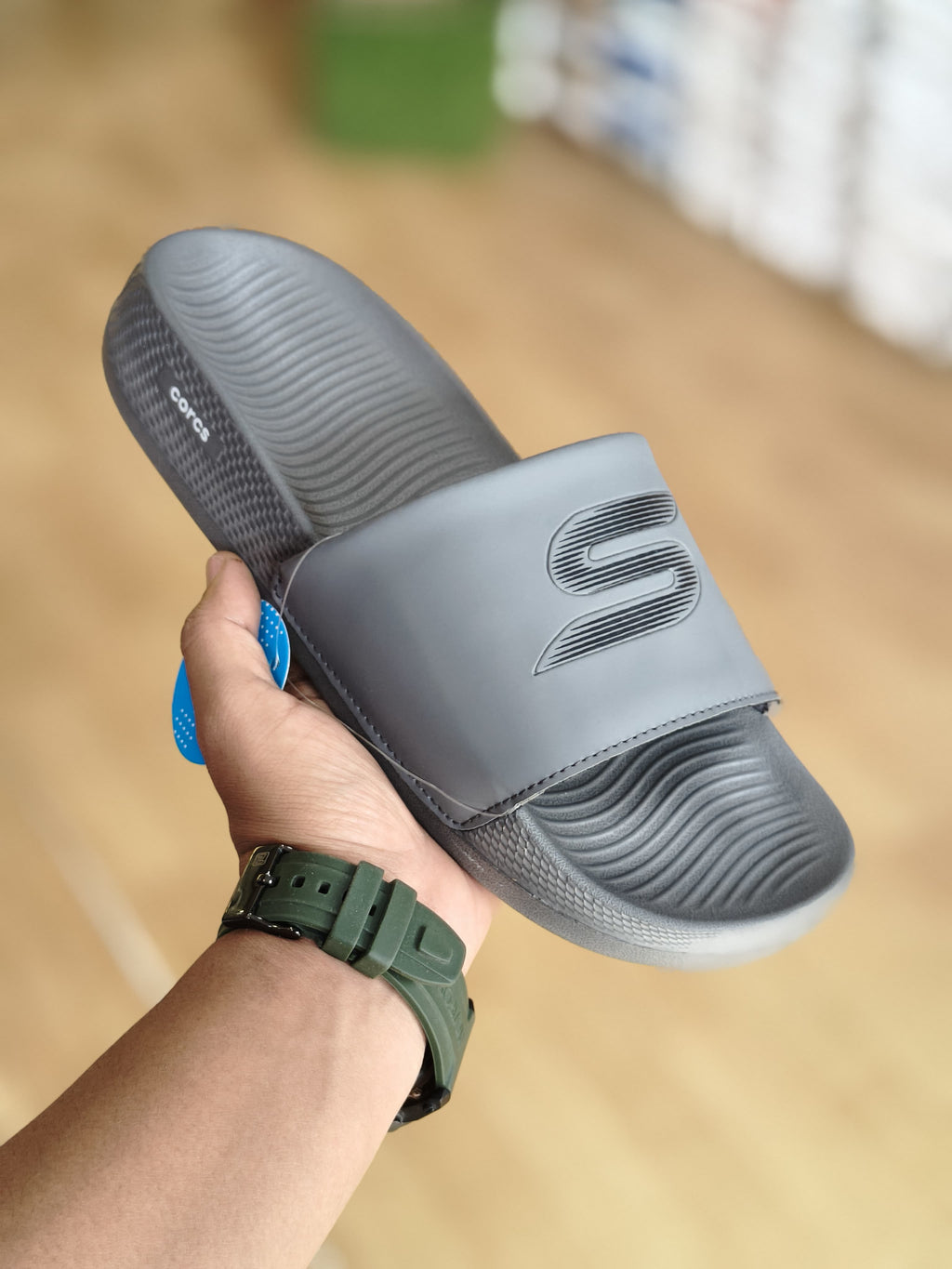 Skechers flip Flop