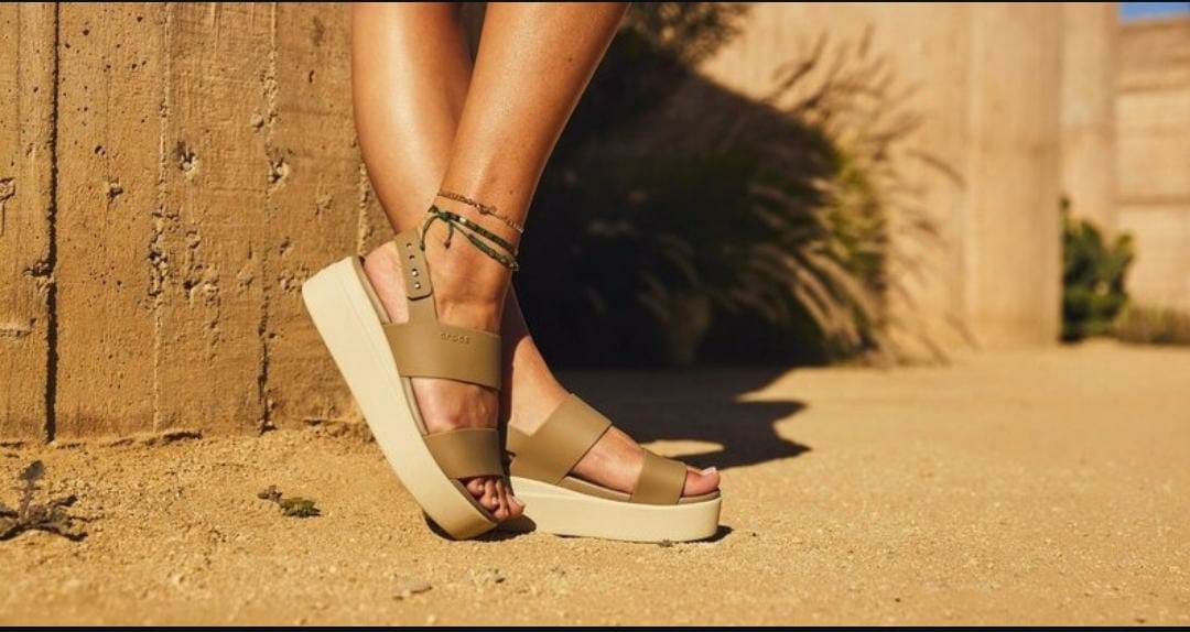 Brooklyn wedges for her