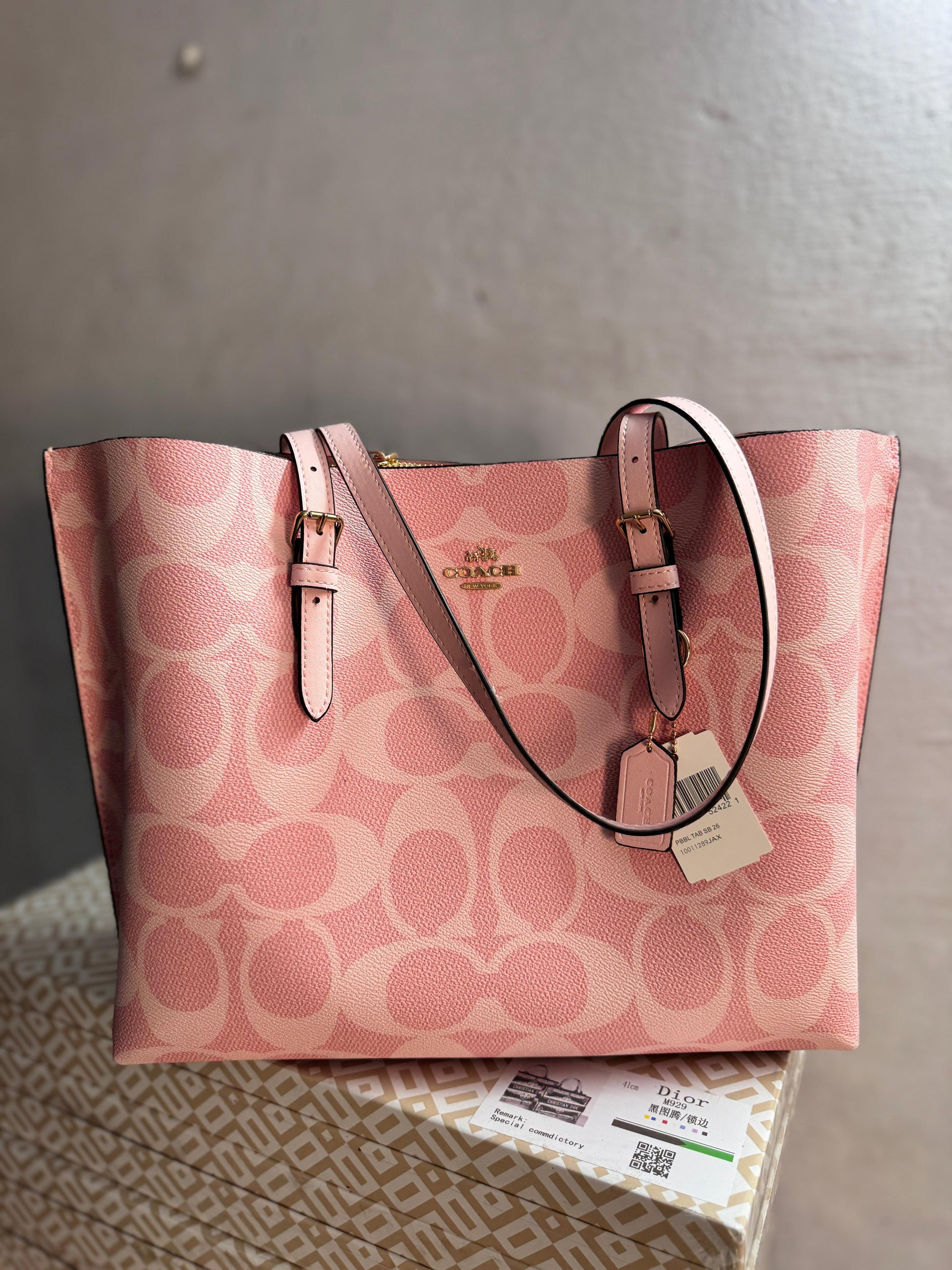 PINK TOTE BAGS FOR HER