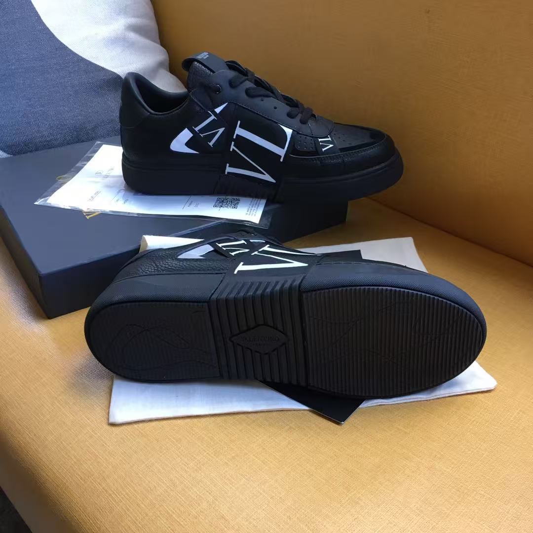 Authentic quality sneakers