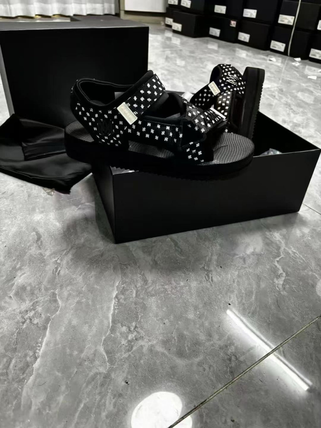 Authentic leather quality sandal