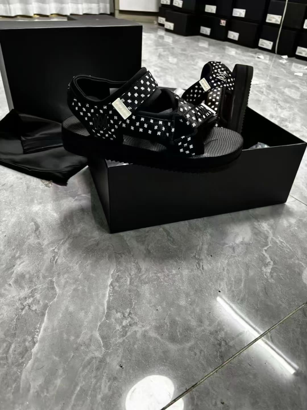 Authentic leather quality sandal