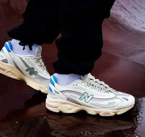 NB 1000 white moonrock