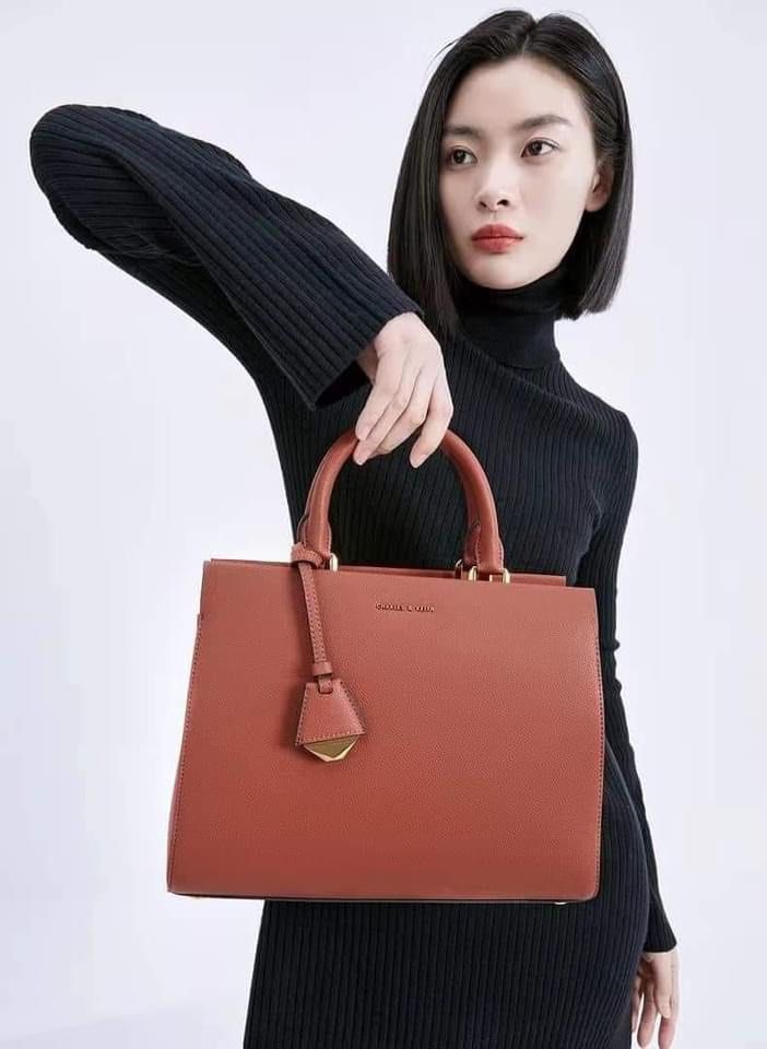 CHARLES & KEITH CLASSIC TOTE BAG