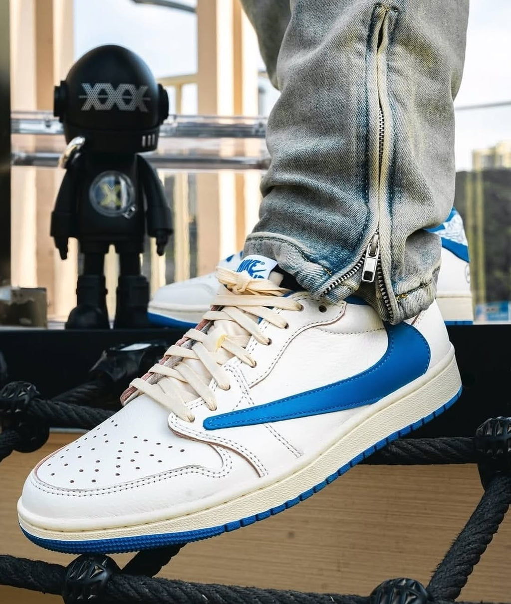 NIKE AIR JORDAN RETRO 1 X