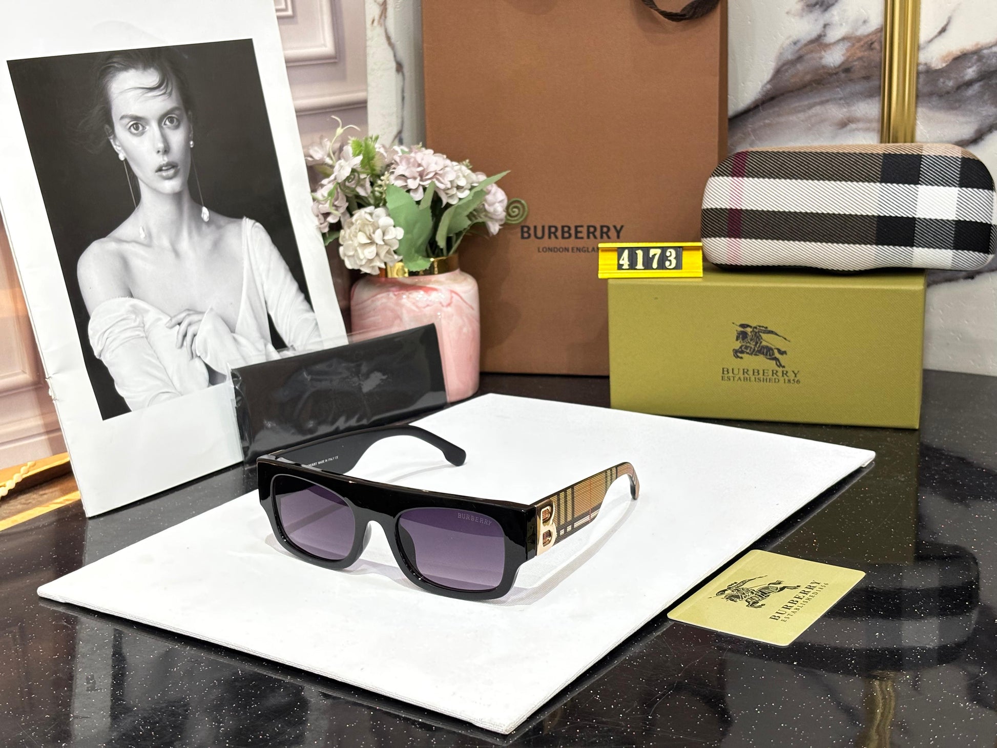 BB UNISEX SUNGLASSES