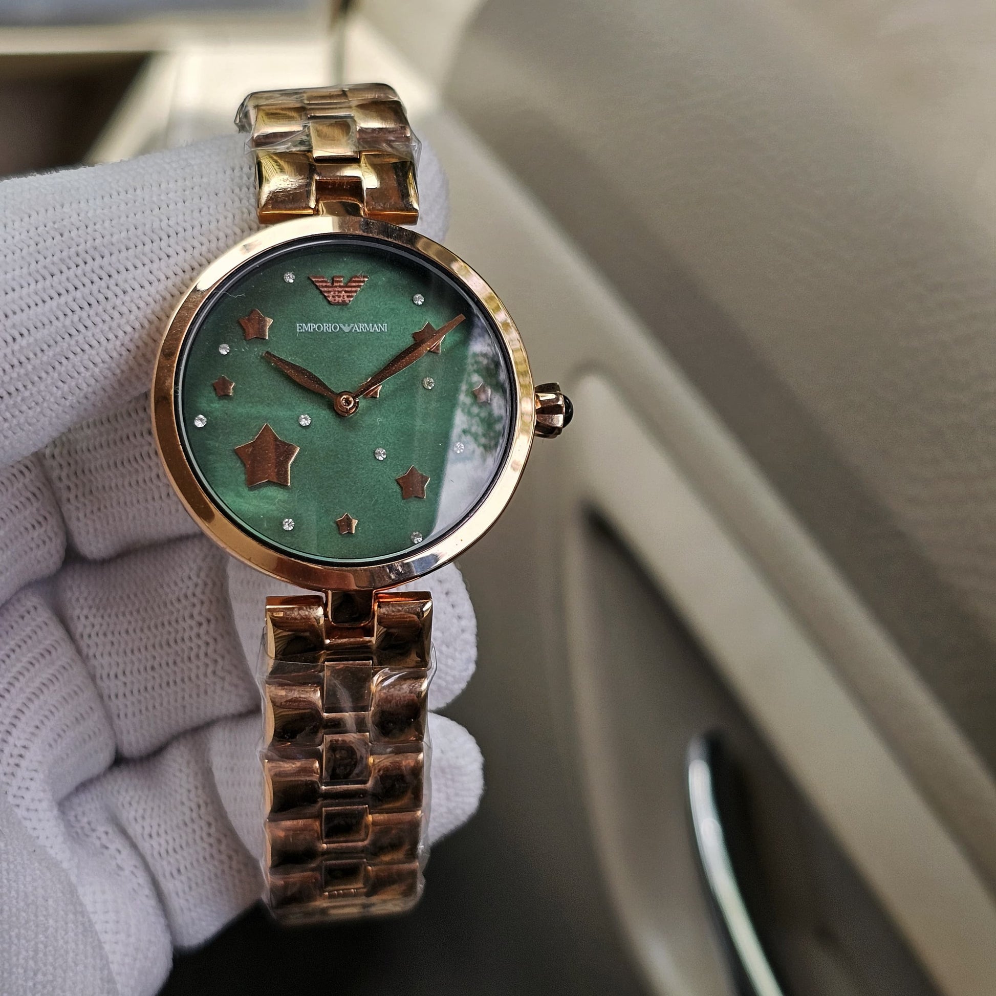 Premium quality watch