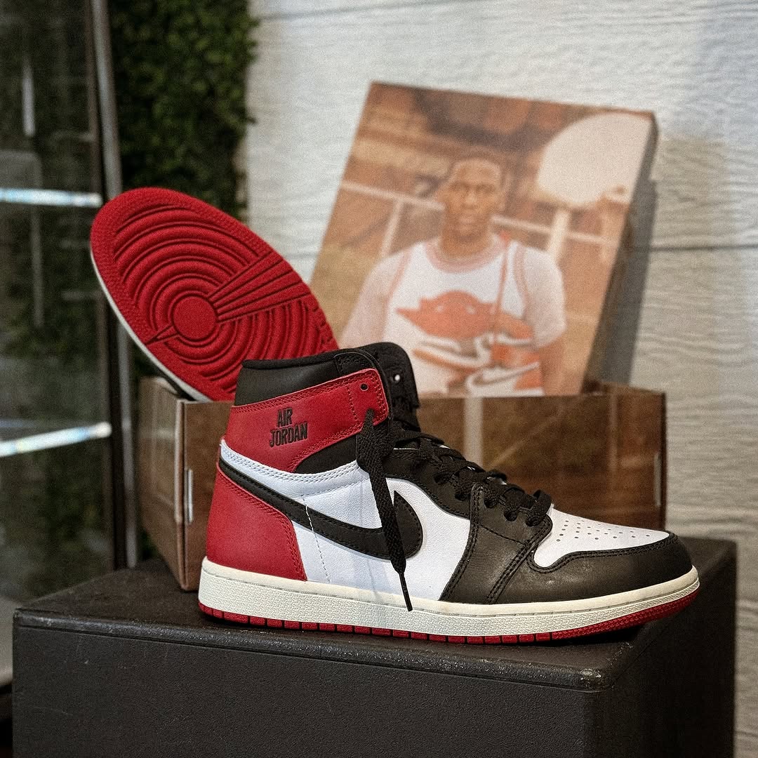 Air Jordan 1 High Black Toe Reimagined