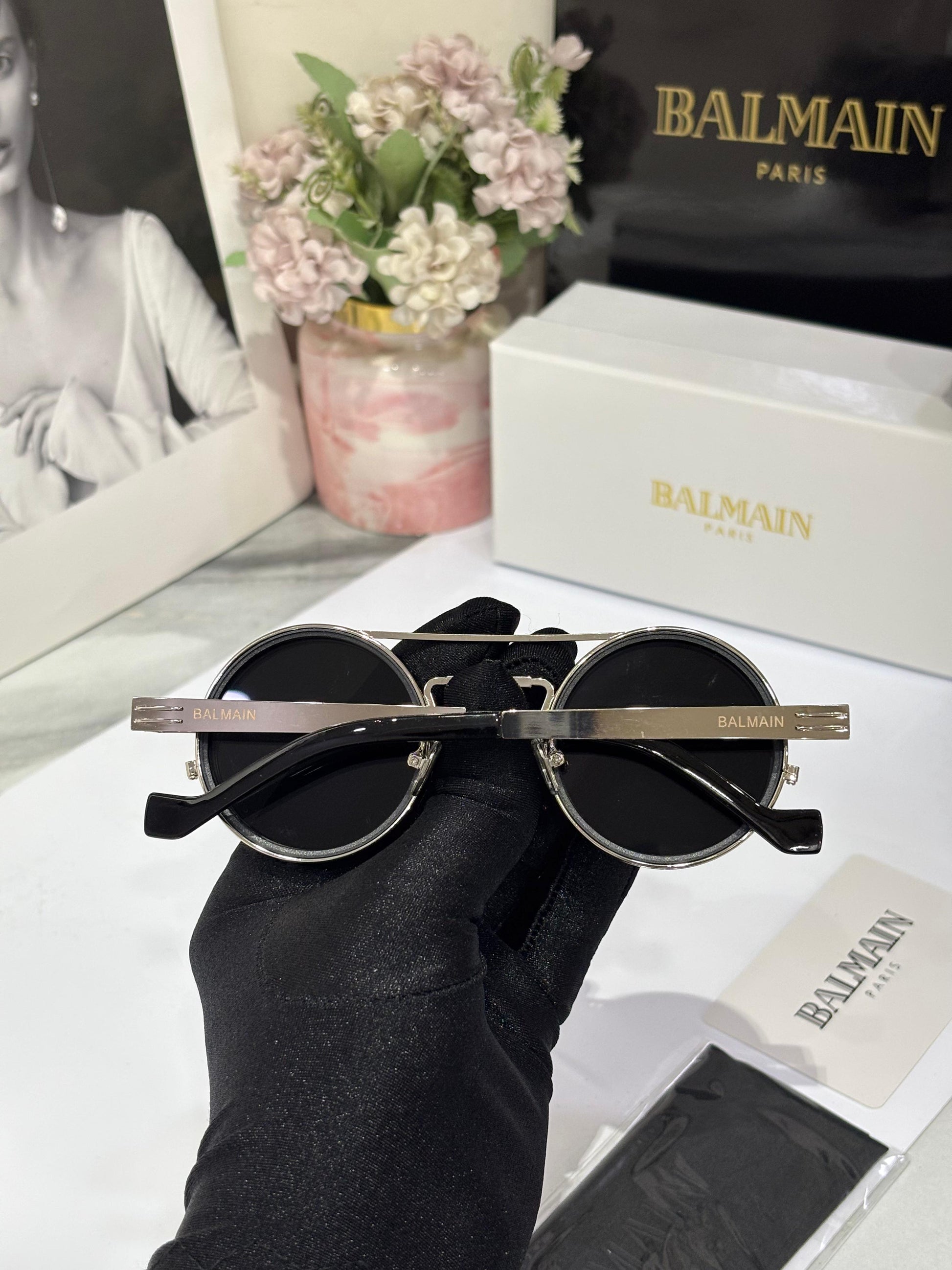 Luxury lens changing dark to light