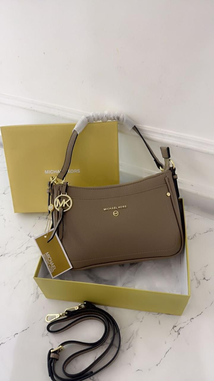 Premium shoulder bag