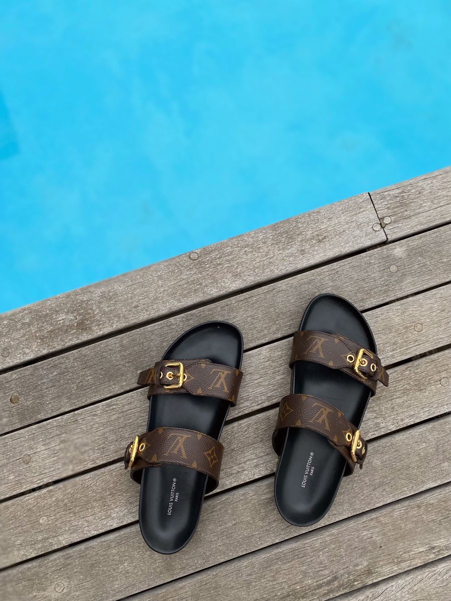 LV DIA FLATS