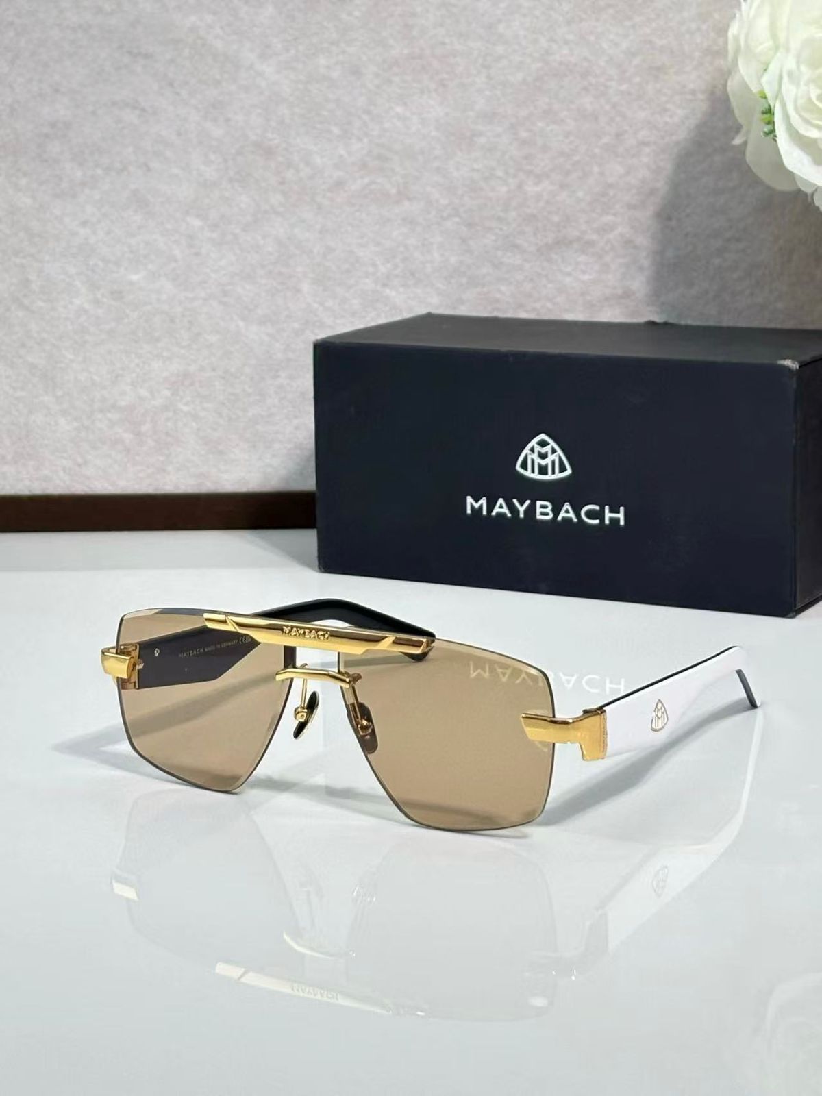 WAYFARER SUNGLASSES