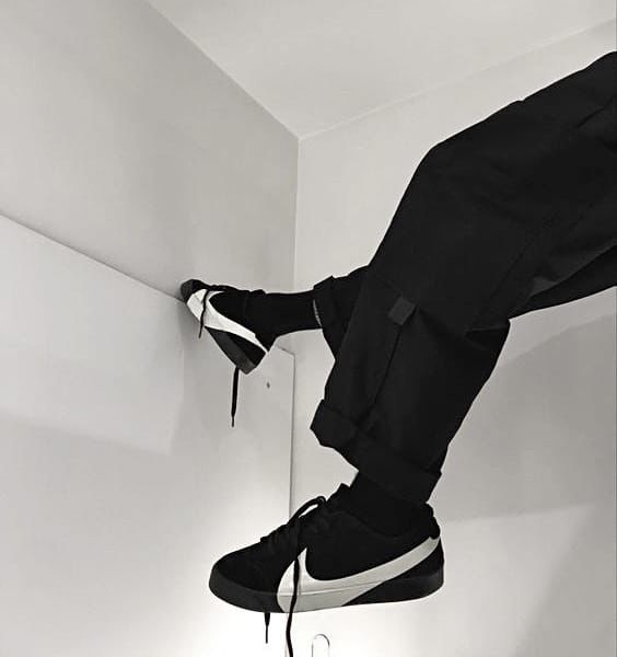 Blazer city black & white