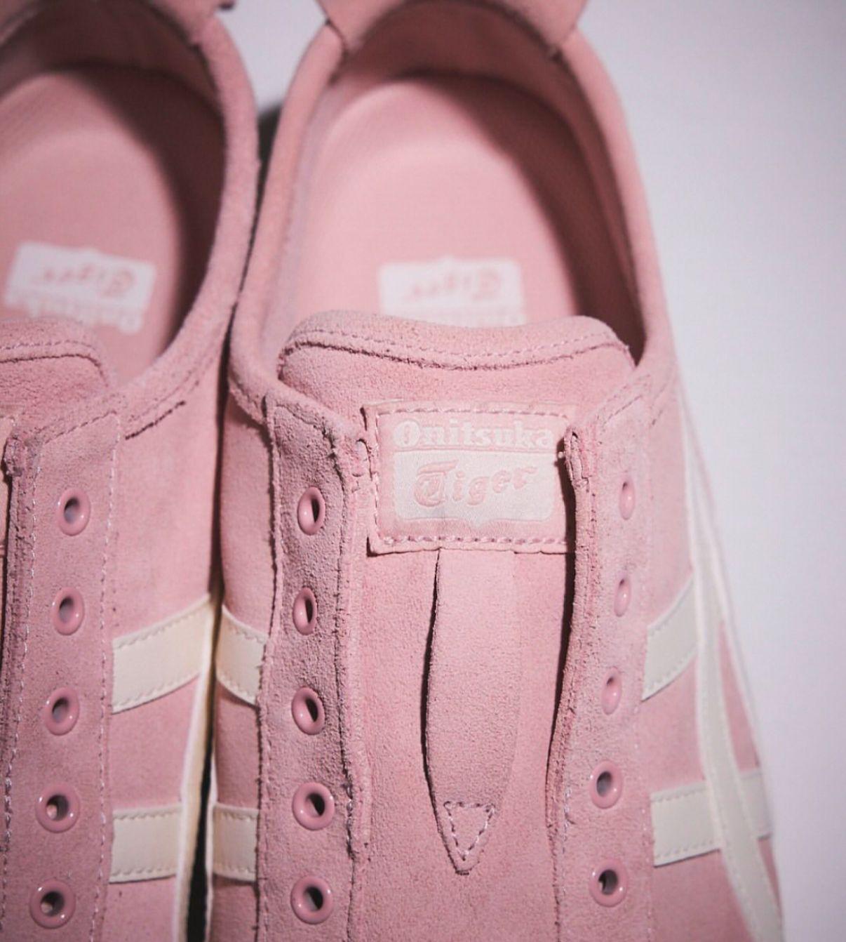Onitsuka tiger slip on pink suede