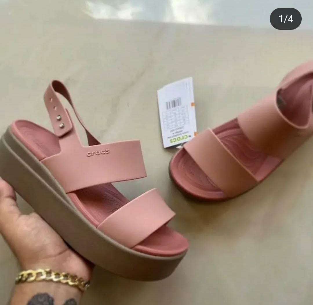 Brooklyn wedges for her