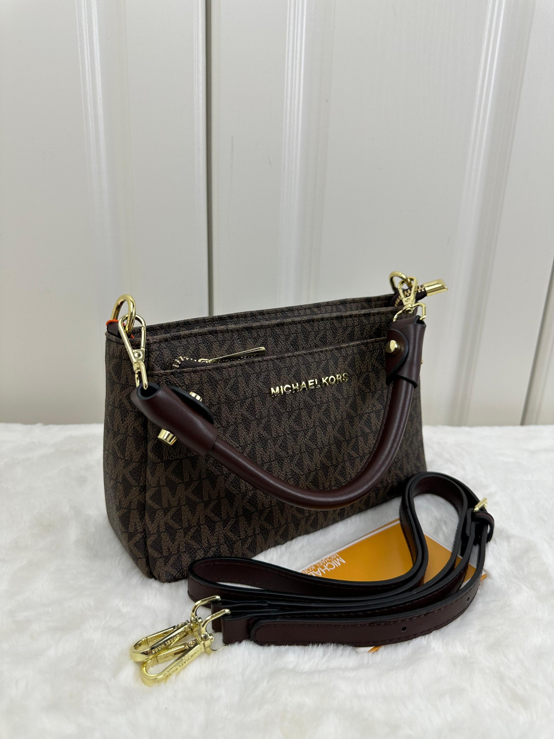 MK SHOULDER BAGS