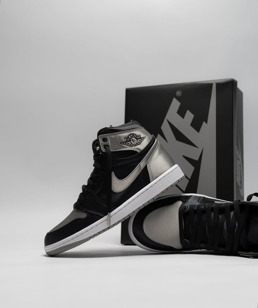 Air jordan retro 1 satin shadow