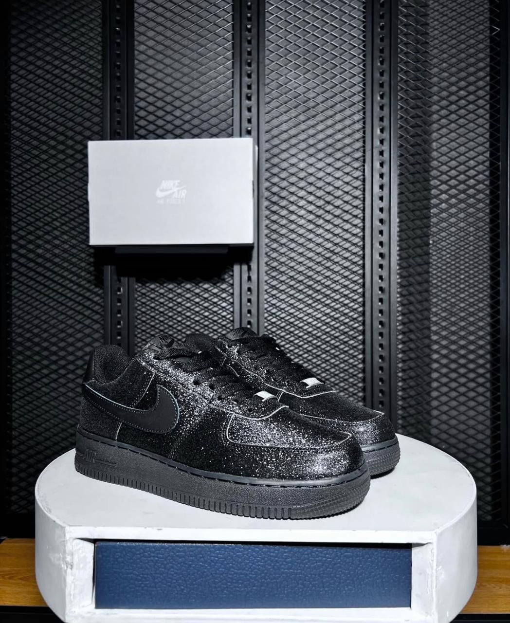 Airforce 1 all black glitter