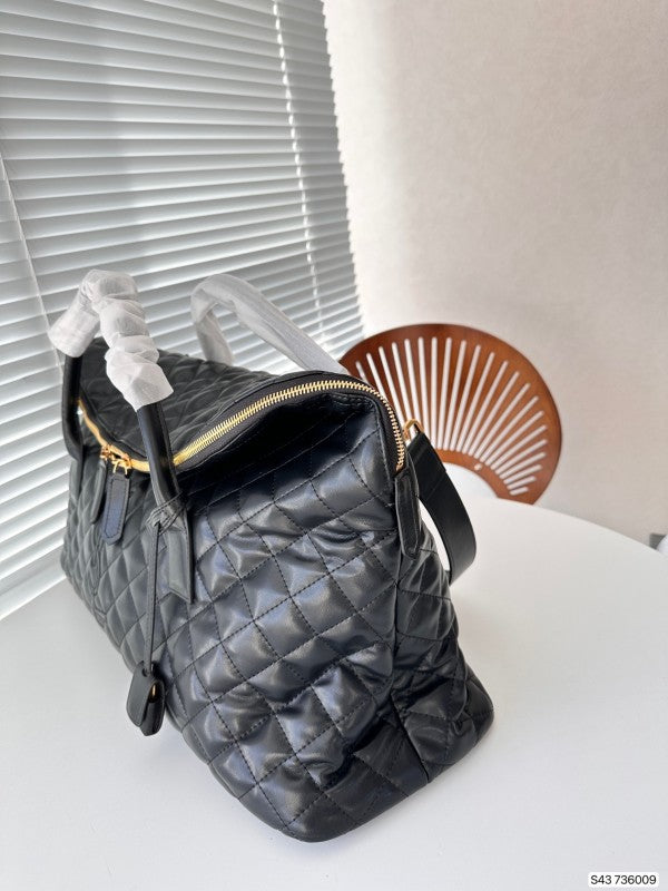 Premium edition travel duffle bag