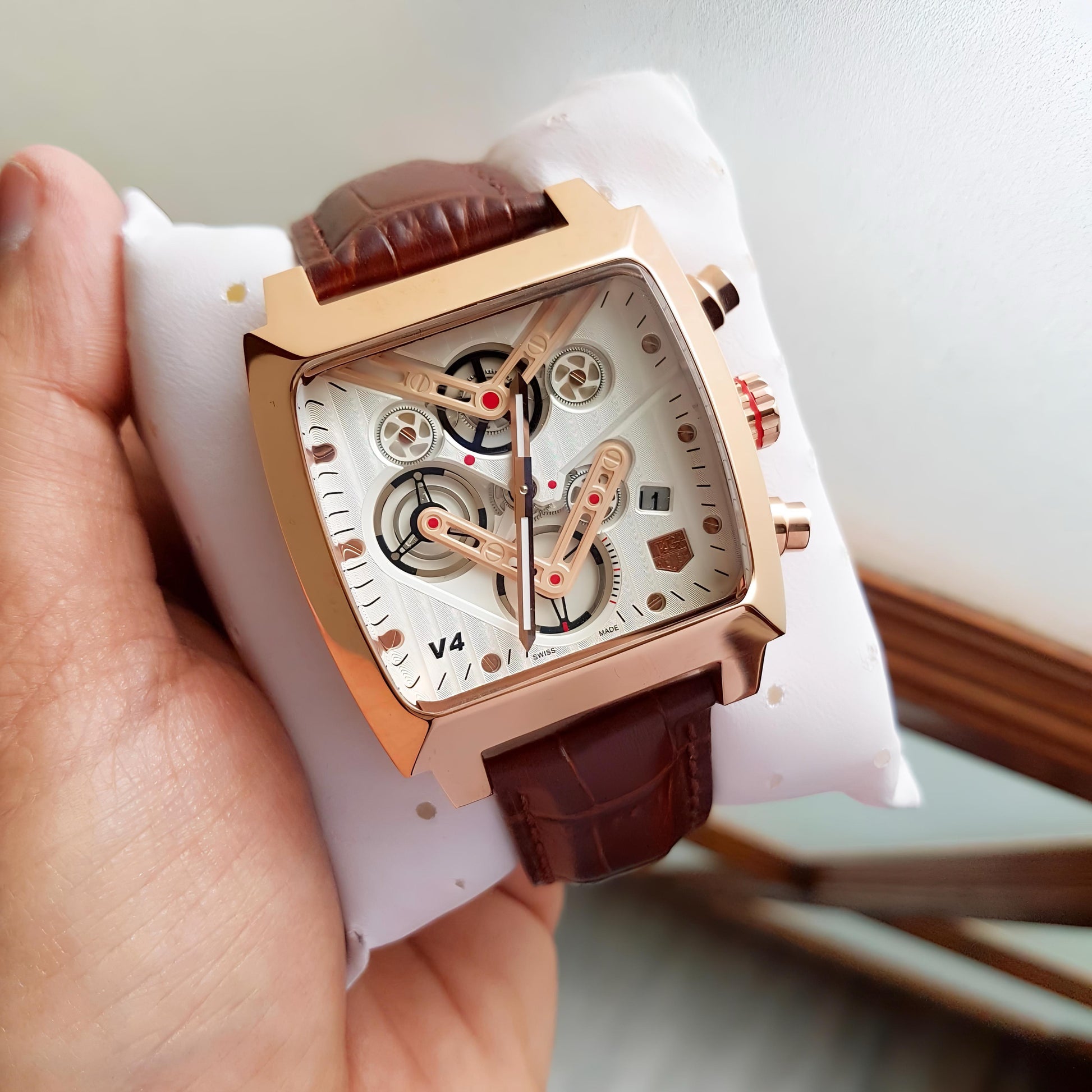 Premium quality watch